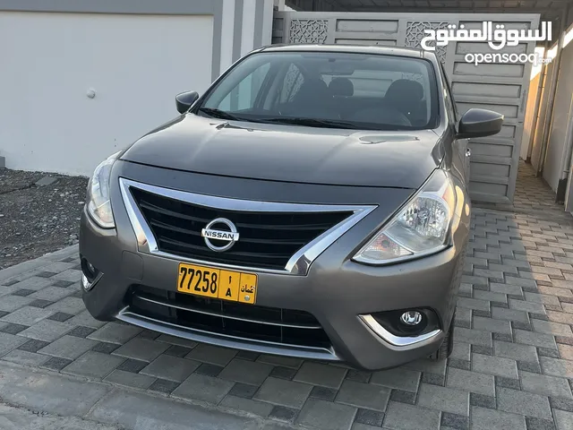 Nissan Versa SV 2019
