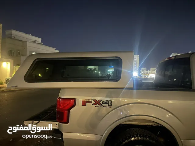 للبيع غظاء ،تسكيره كريل صغير فورد F150 ،فايبر مع نوافذ زجاج