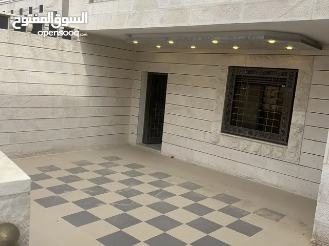 150 m2 3 Bedrooms Apartments for Sale in Zarqa Al Zarqa Al Jadeedeh