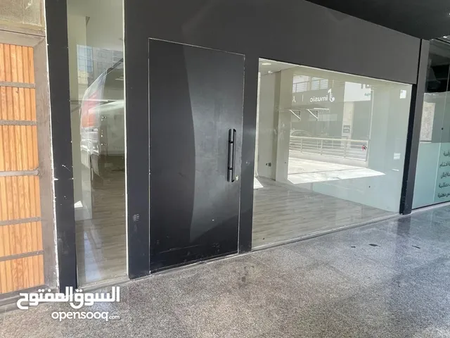 محل مميز للإيجر 80م الصويفية