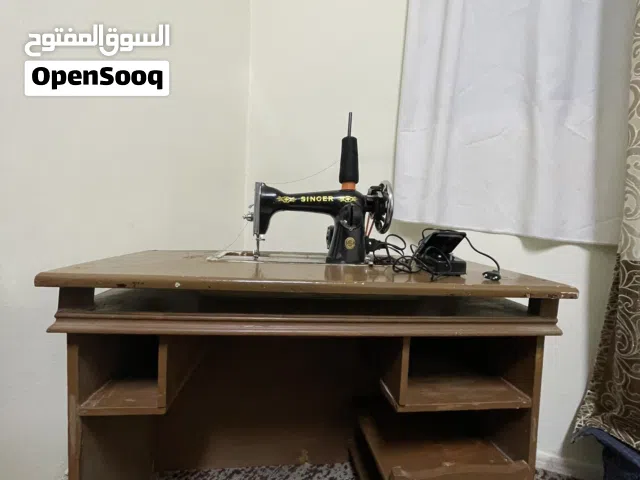 ماكنة خياطة مزلية Singer للبيع