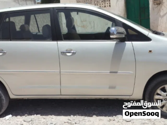 2011 Toyota Innova GL