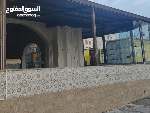 Unfurnished Showrooms in Amman Medina Street