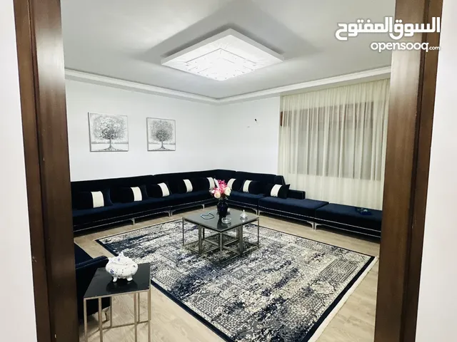 350 m2 More than 6 bedrooms Townhouse for Sale in Tripoli Al-Bivio