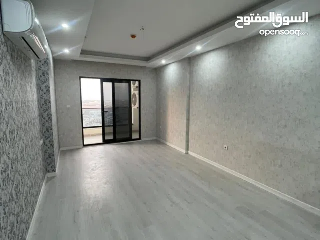 ستۆدیۆیەک لە کوین تاوەرس