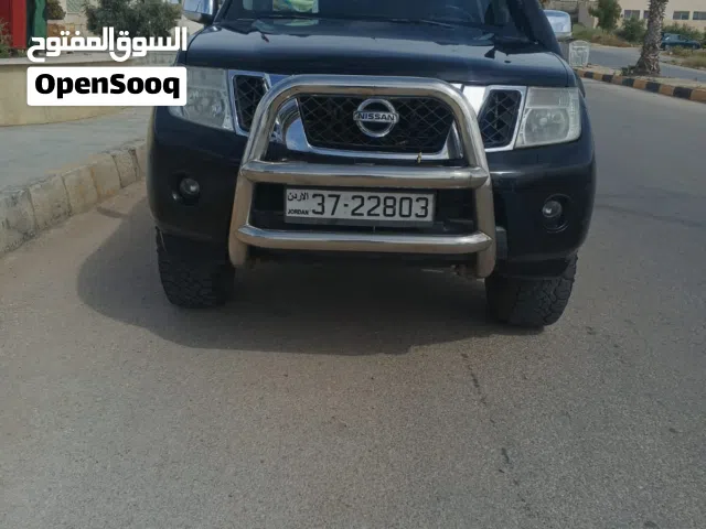 2014 Nissan Navara LE