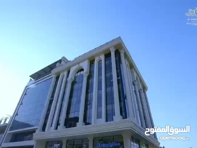 بنايه تجارية للبيع مساحة 620م في المنصور