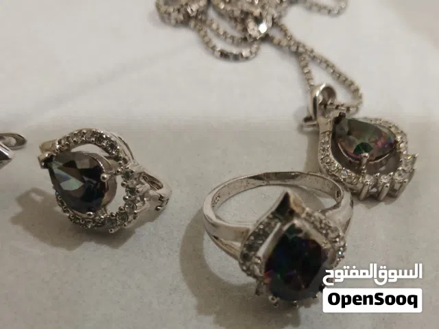 كسوارات نسائية