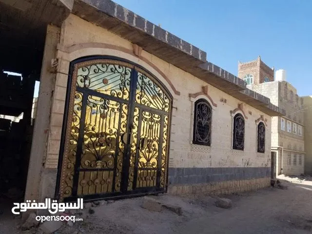 4 m2 More than 6 bedrooms Townhouse for Sale in Sana'a Other