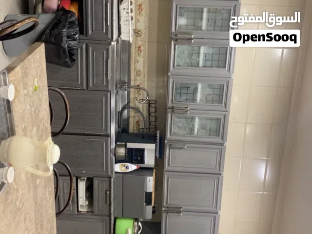 مطبخ 11 متر يحتاج شوي تصليح السعر ميتين وعشرين