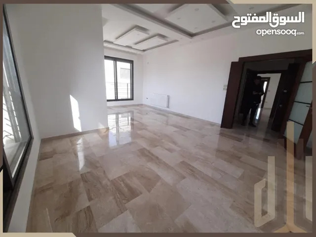 شقة طابق اول للايجار في الرابية بالقرب من مسجد الكالوتي  مساحة 220م
