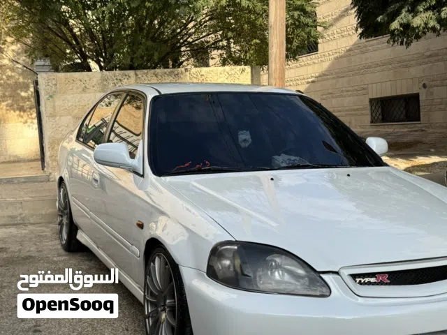 1999 هوندا سيفيك Standard