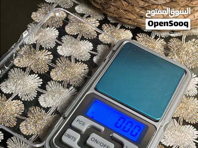 ميزان إلكتروني رقمي عالي الدقة مع غطاء حماية شفاف،يقيس بدقة 200g
