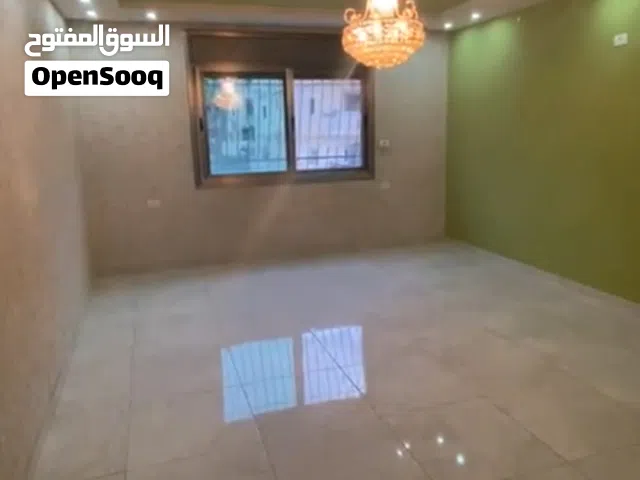 شقه للبيع في بتونيا مساحه داخلي 150مع  حديقه  150 طابق ا ول