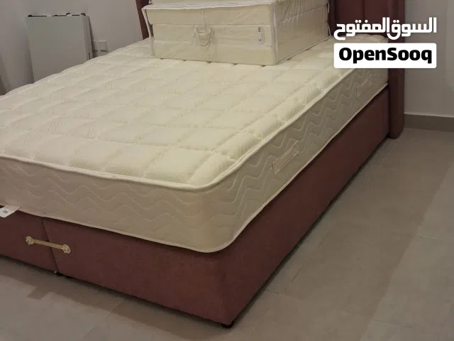 سرير جديد ومرتبتين يونيون جديدتين