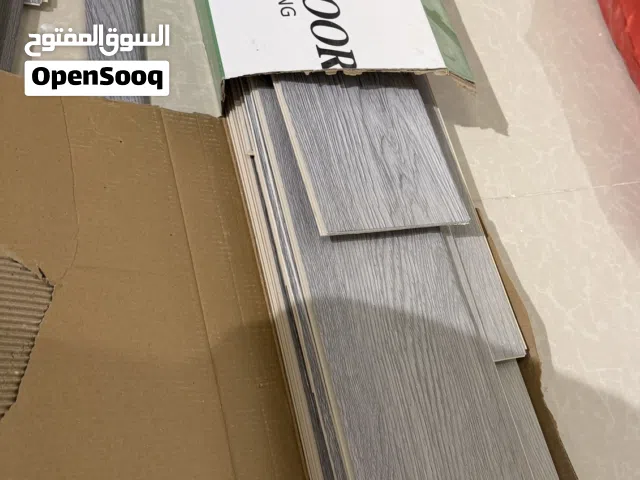ارضيات باركيه ضد الماء والخدوش بسعر ممتاز