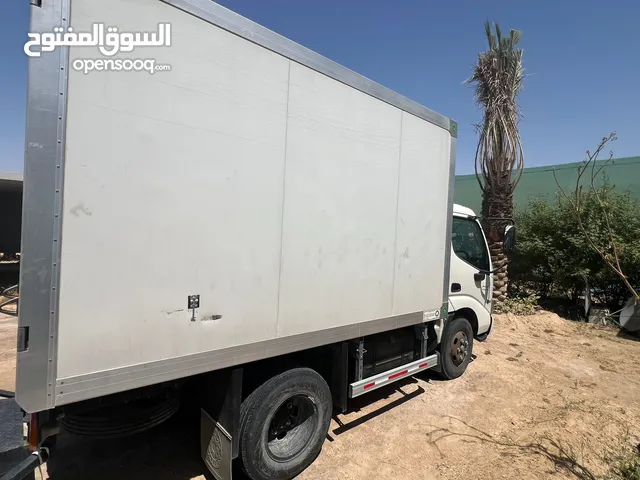 للبيع ثلاجة هينو 2020