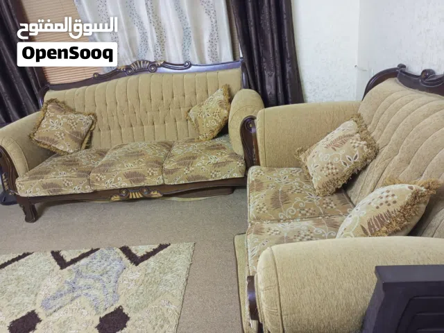 طقم كنب سبع مقاعد