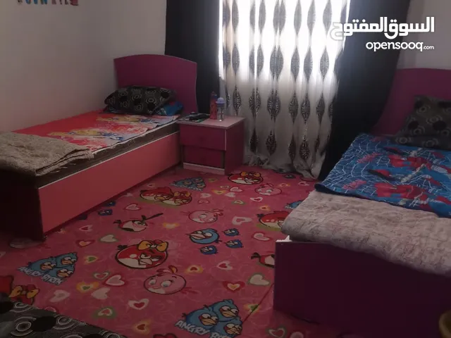 3 أسرة أطفال بحالة جيدة – بدون فرشات للبيع المستعجل