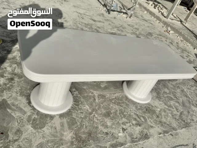 تفصيل مغاسل و مطابخ و طولات رخام صناعي او طبيعي او بورسلان