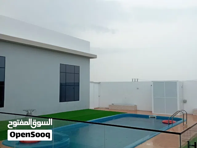 2 Bedrooms Chalet for Rent in Al Batinah Barka