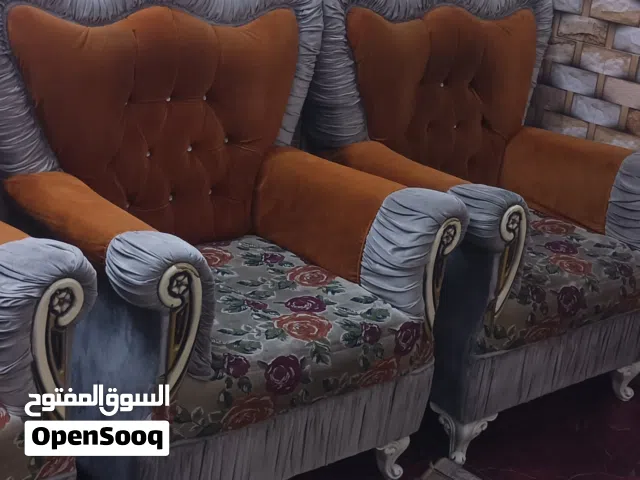 تخم مستعمل عدد 6 / مقعد واحد عدد 4 / تخم 3 مقاعد عدد 2