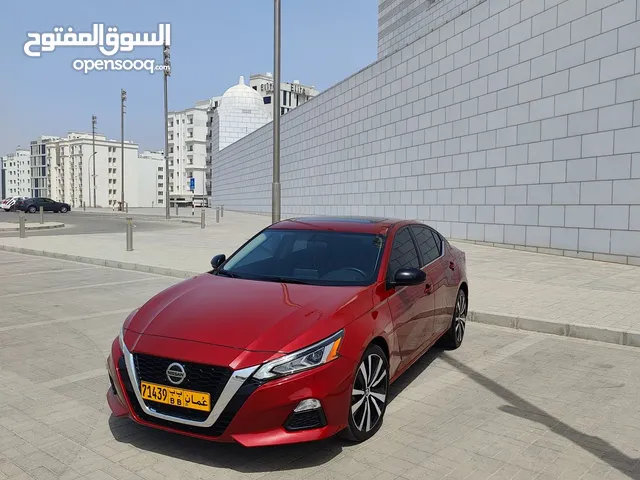 Nissan Altima SR 2019 Good condition Car