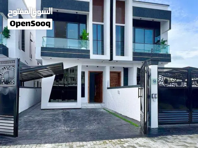 303 m2 More than 6 bedrooms Townhouse for Sale in Basra Dur Nuwab Al Dubat