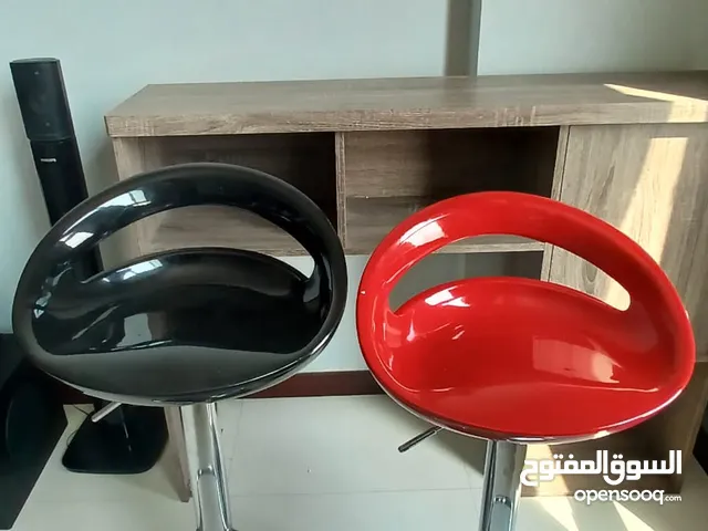 I'm selling my furniture well maintained and rice cooker is brand new