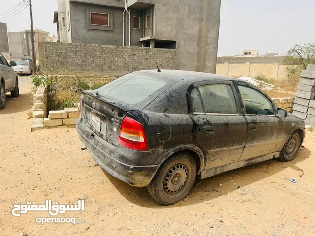 Opel Astra 2002 in Tripoli