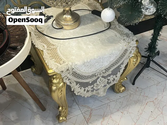 متوفر اربع طبلات حجم عادي وطبله كبيره