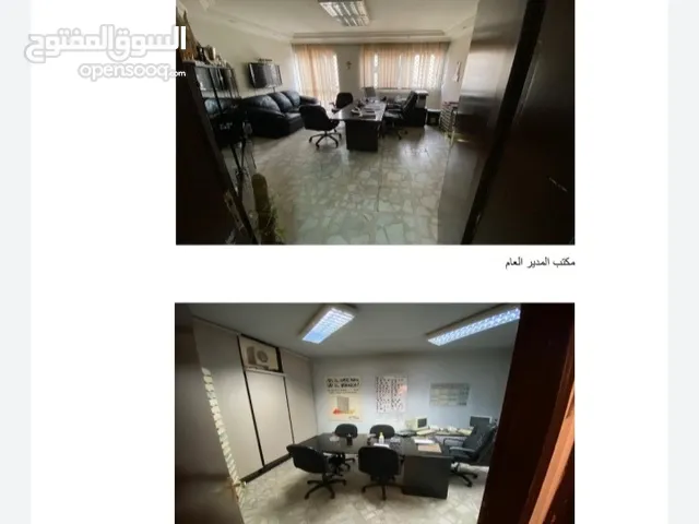 محلات تجارية للبيع في موقع حيوي ممتاز الرقم المرجعي : 2577