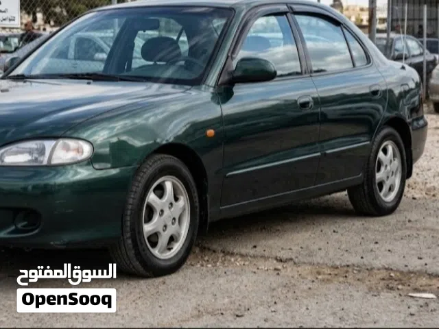 1995 هيونداي افانتي Limited