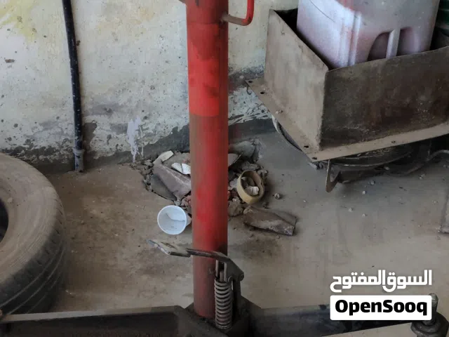 hydraulic jack