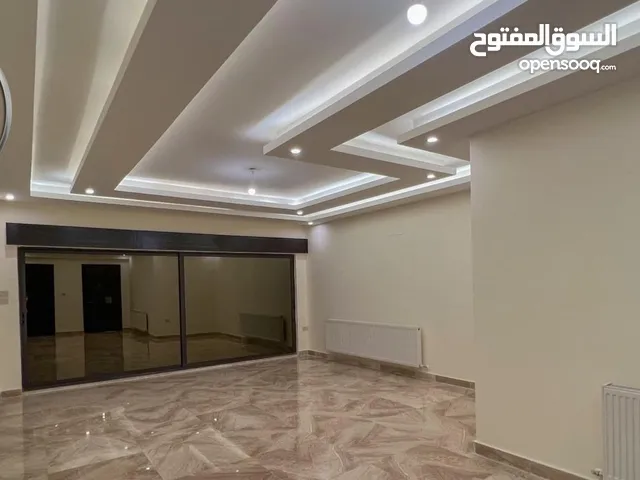 255 m2 4 Bedrooms Apartments for Sale in Amman Al Kursi