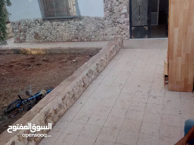 130m2 4 Bedrooms Townhouse for Rent in Zarqa Al Sukhneh