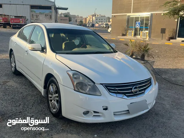 Used Nissan Altima in Al Ahmadi