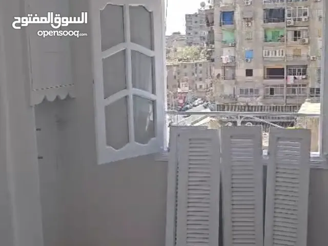 180 m2 3 Bedrooms Apartments for Sale in Giza Mohandessin