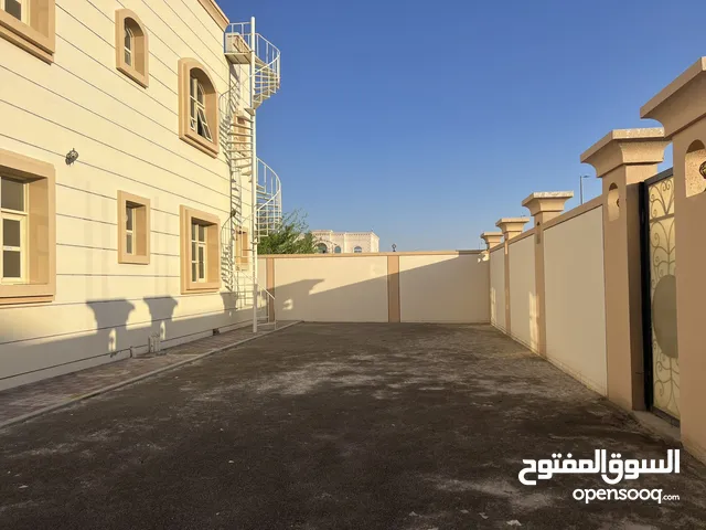 1024 m2 More than 6 bedrooms Villa for Sale in Al Ain Al Salamat