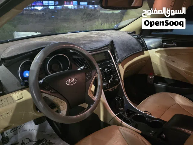 2011 هيونداي سوناتا Limited