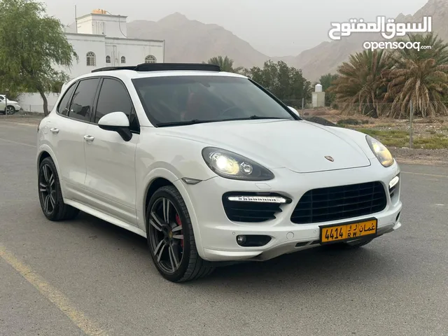 Used Porsche Cayenne in Al Dakhiliya