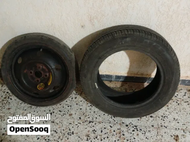 عدد 2 قومات للبيع