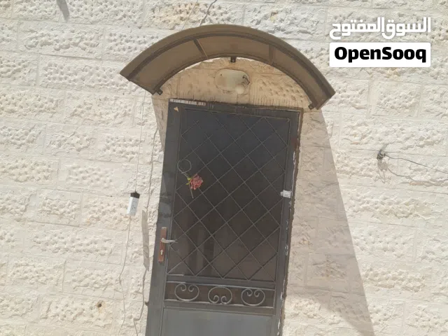 استديو روف للايجار