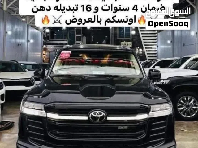 2025 تويوتا لاند كروزر Black Edition
