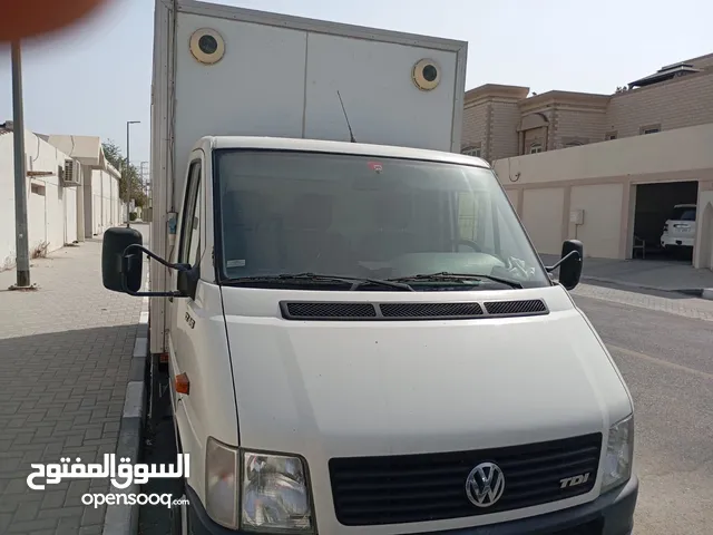 فوكس ترك صندوق نظيف ماشي36 الف كم استعمال خفيف جداً جداً