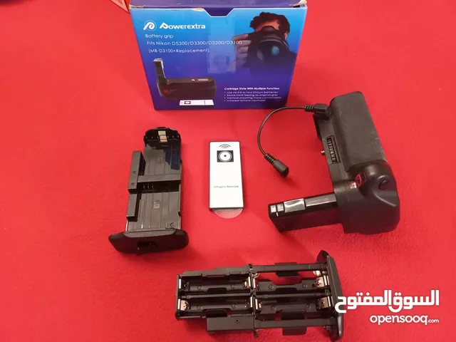 Battery grip    لكاميرا D5300  بالمشتملات