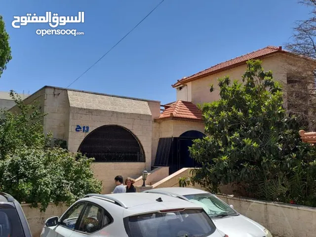 480m2 More than 6 bedrooms Villa for Sale in Amman Daheit Al Rasheed