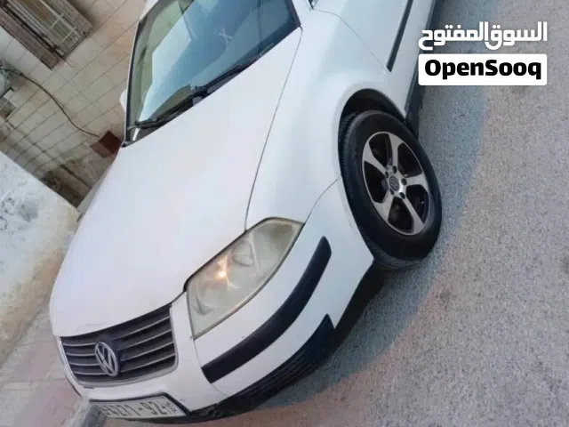 2005 فولكسفاغن باسات Standard
