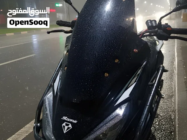 سكنز سترونك اخو جديد استعمال شهر بـ1 وبيها مجال