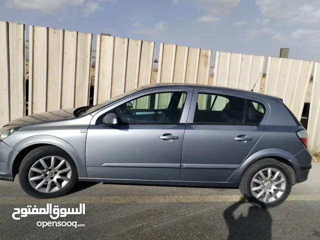 Used Opel Astra in Amman